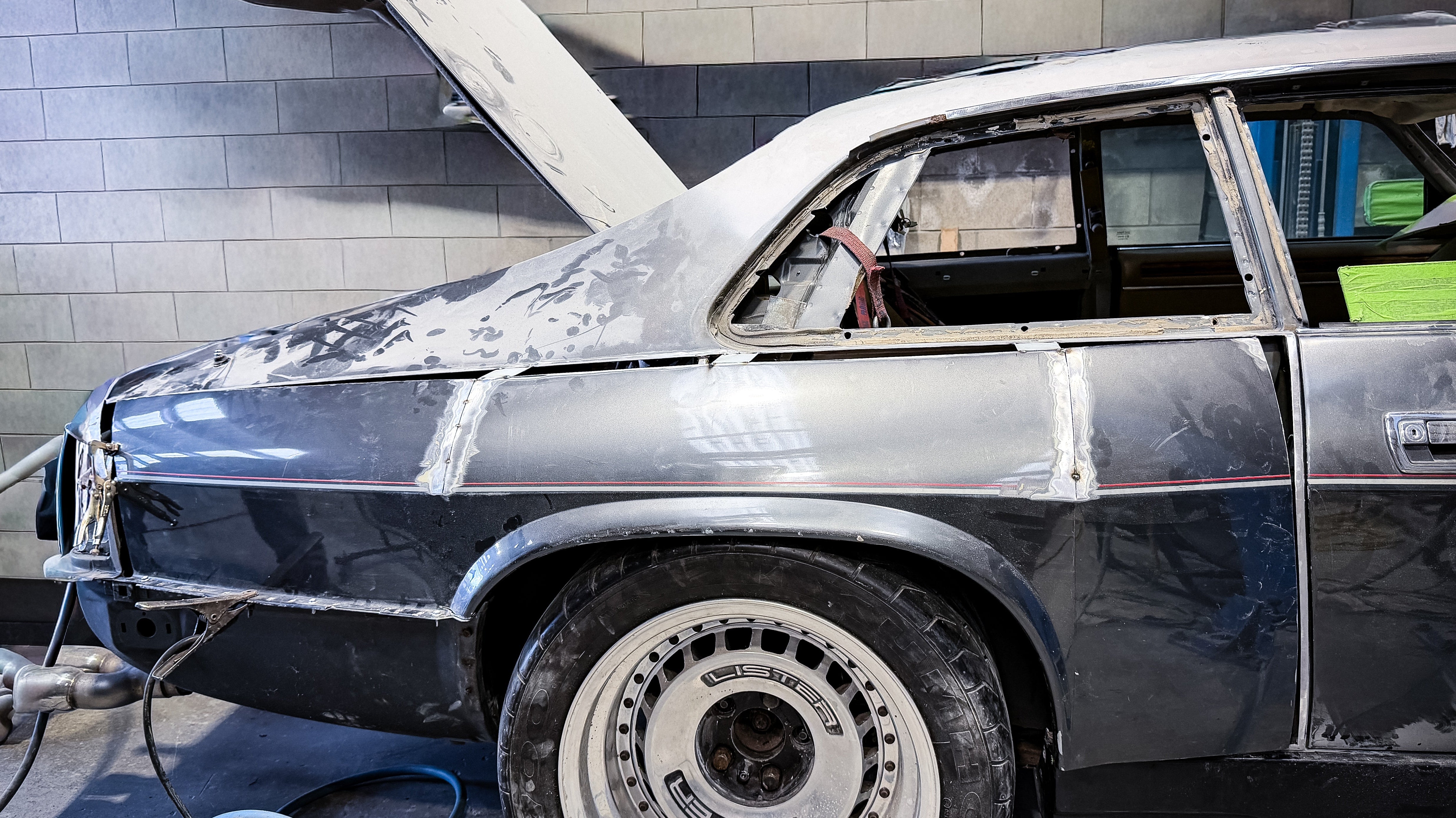 An XJ12 Gets a Rear Half Rebuild
