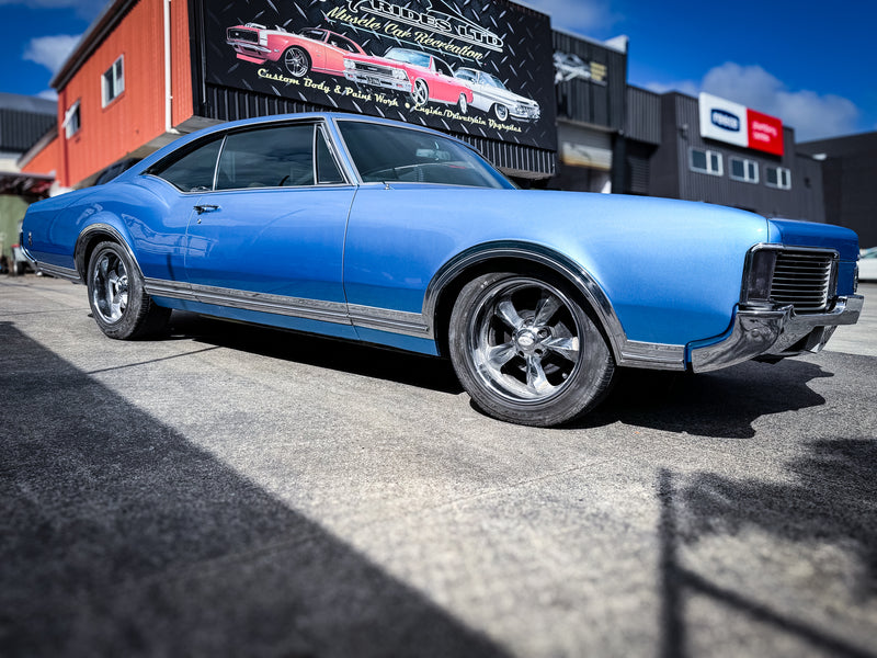 1968 OLDSMOBILE DELTA 88 